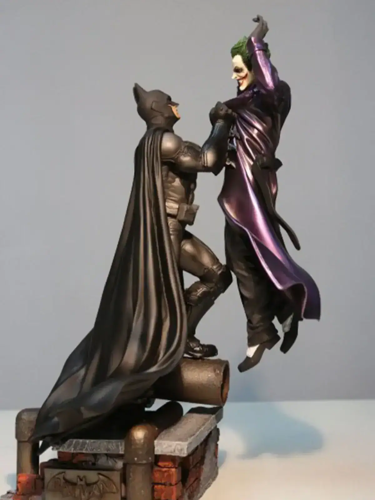 Batman vs Joker Showdown Figure Set – DC Comics
