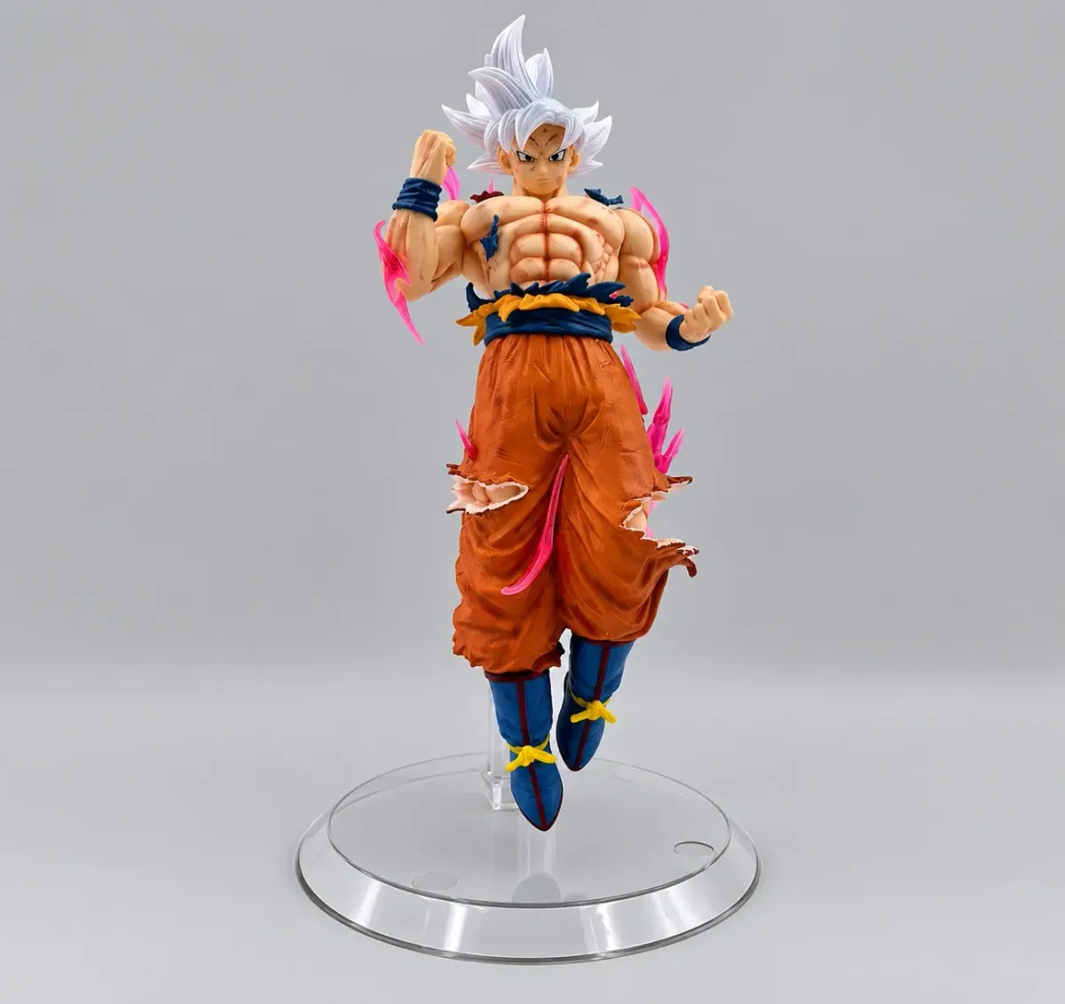 Goku Mastered Ultra Instinct Figure – Dragon Ball
