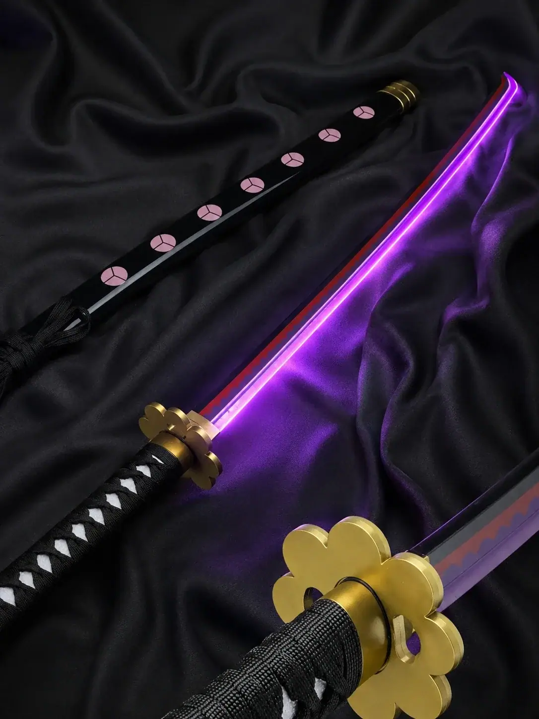 Black Blade Shusui Light-Up Replica (Wood) – One Piece
