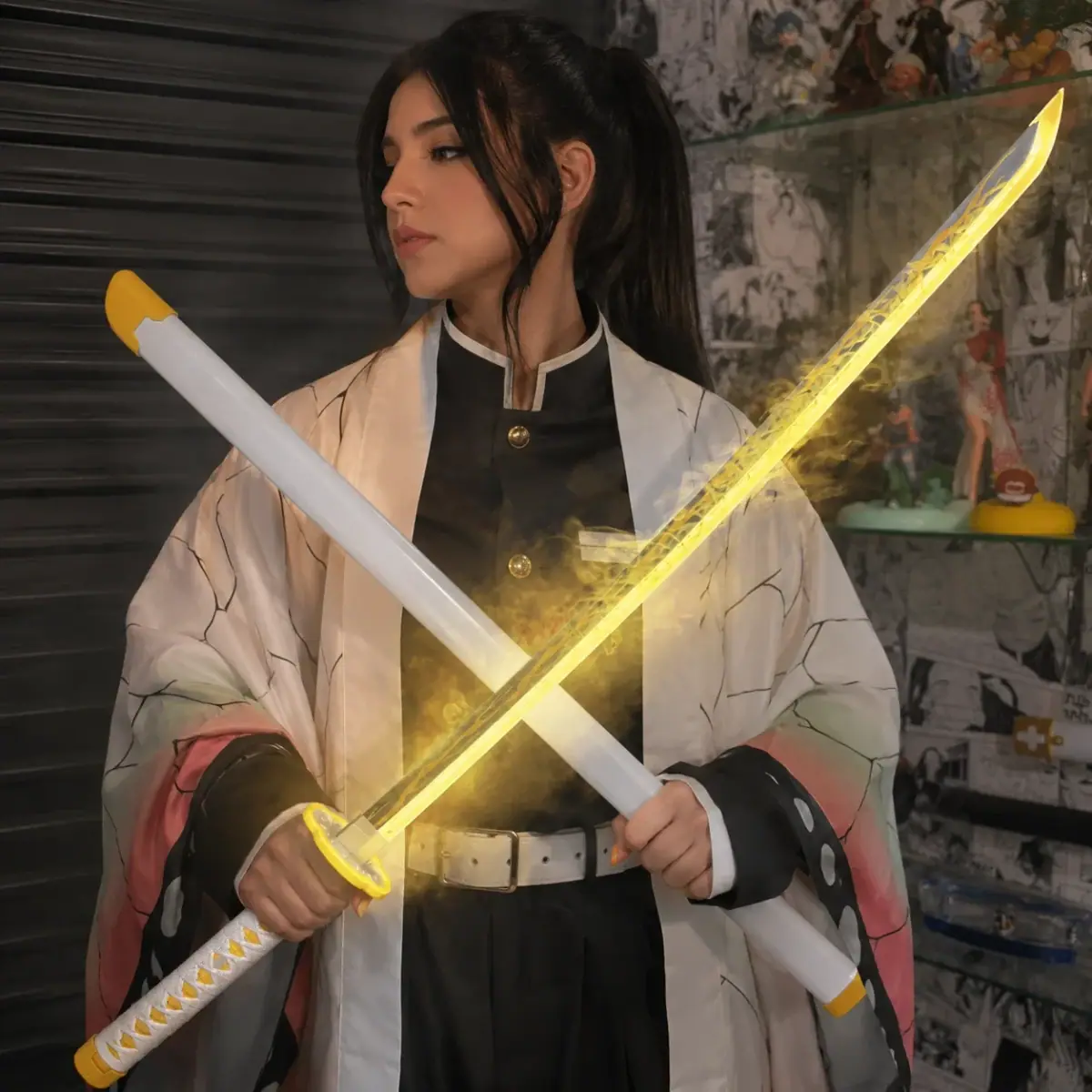Zenitsu Light-Up Katana with Mist Effect – Demon Slayer