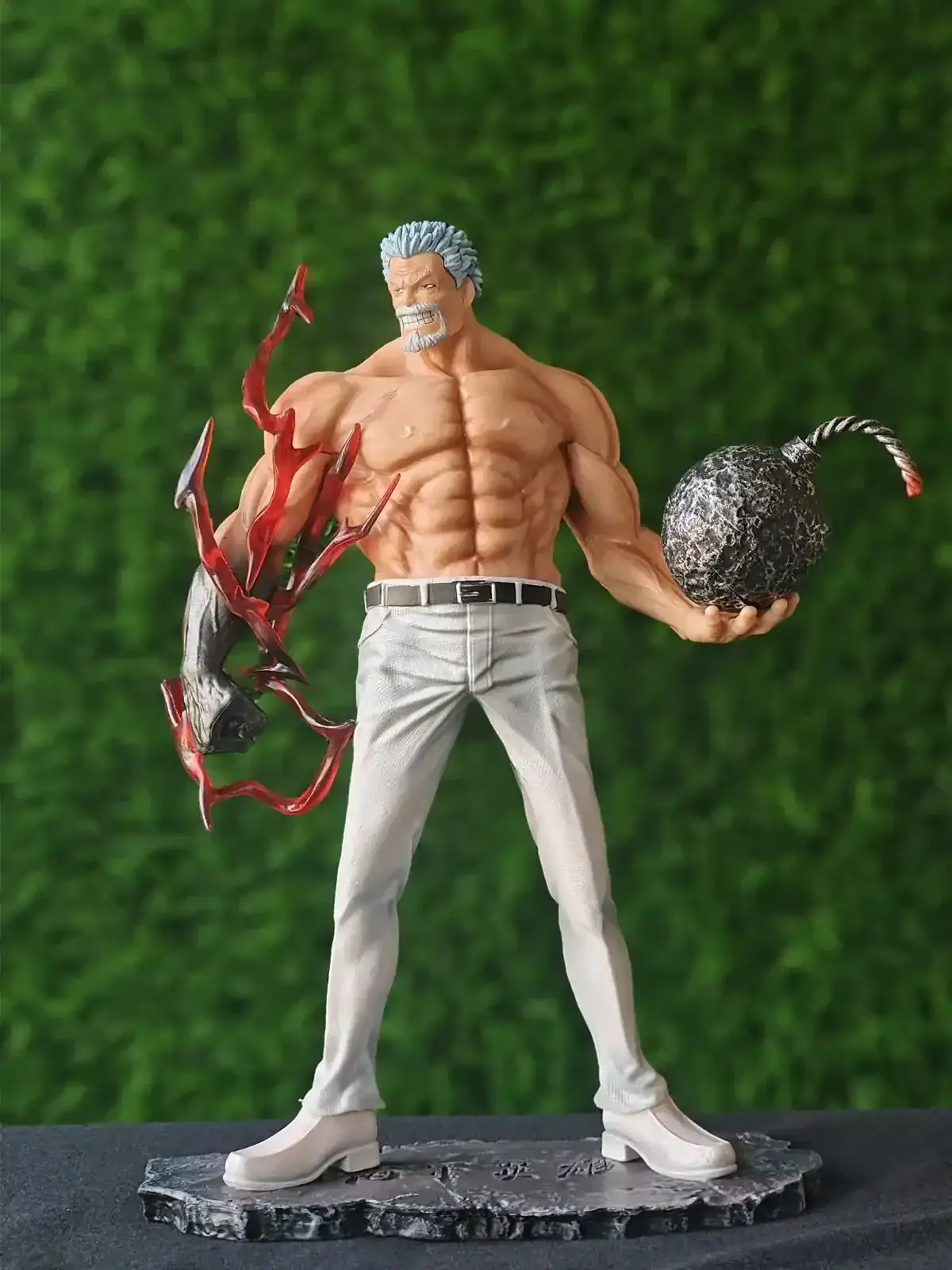 Monkey D. Garp Marine Vice Admiral Figure – One Piece