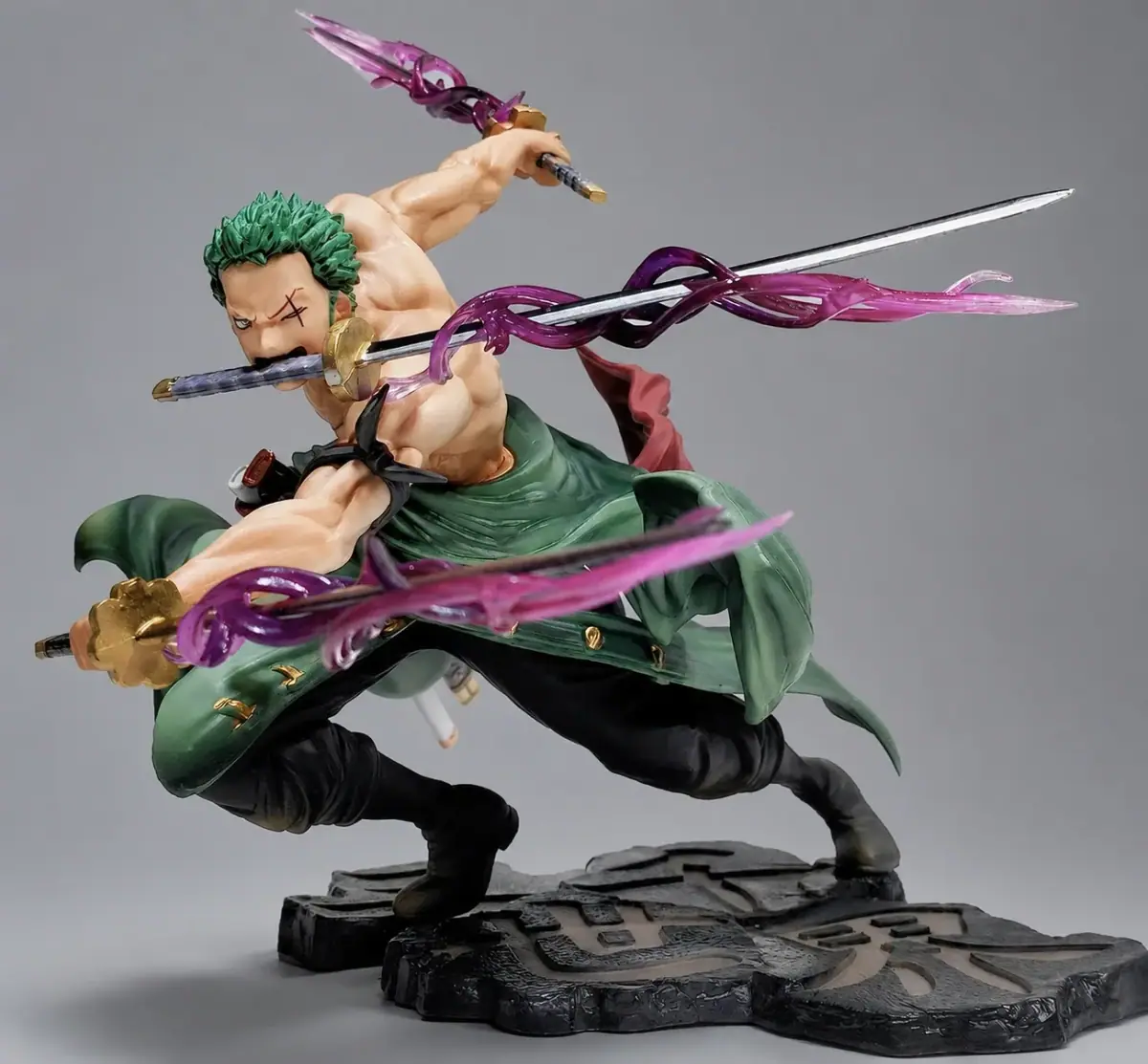 Zoro with Three Swords & Swappable Heads – One Piece
